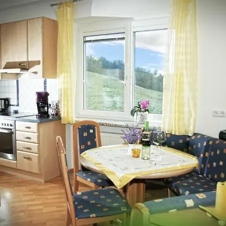 Apartmán Ferienwohnung - Haus Steinfeld