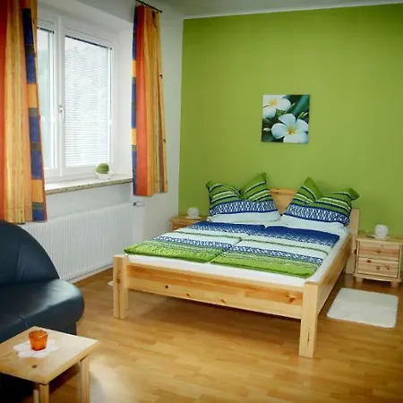 Apartmán Ferienwohnung - Haus Steinfeld *